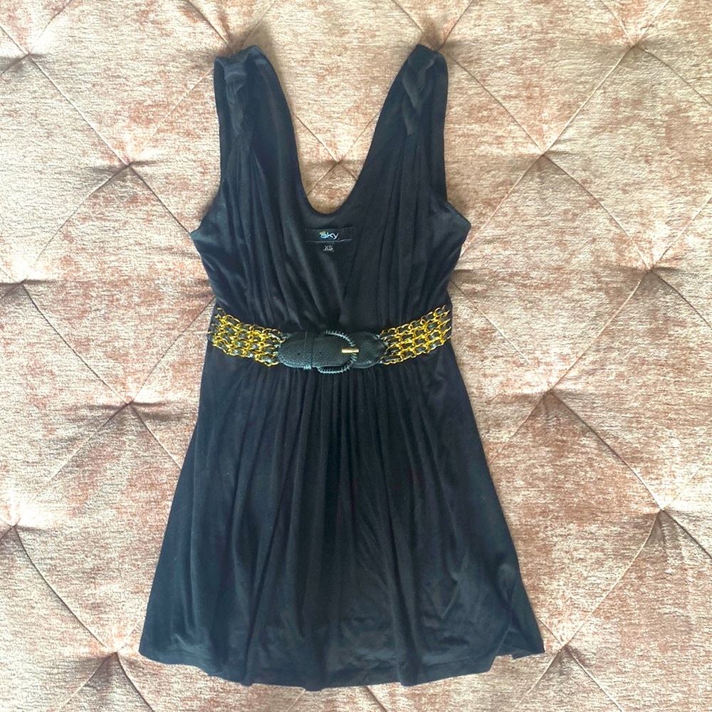 SKY deep plunge, belted top